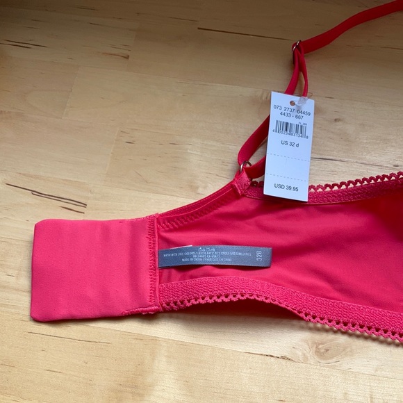 NWT Pink aerie satin & lace push up bra - 32D - Picture 10 of 14